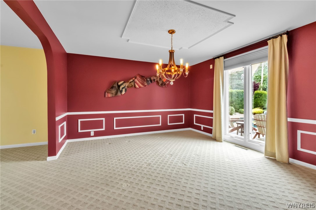 46 Ascot Circle