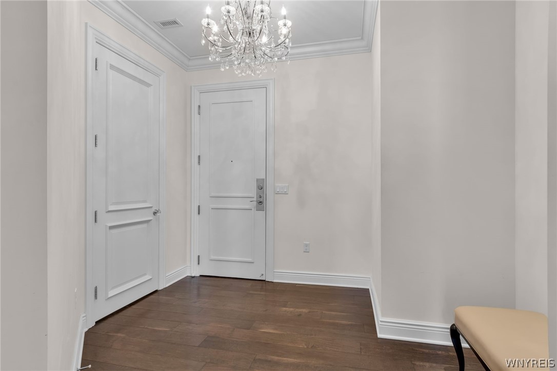 132 Lakefront Boulevard 902