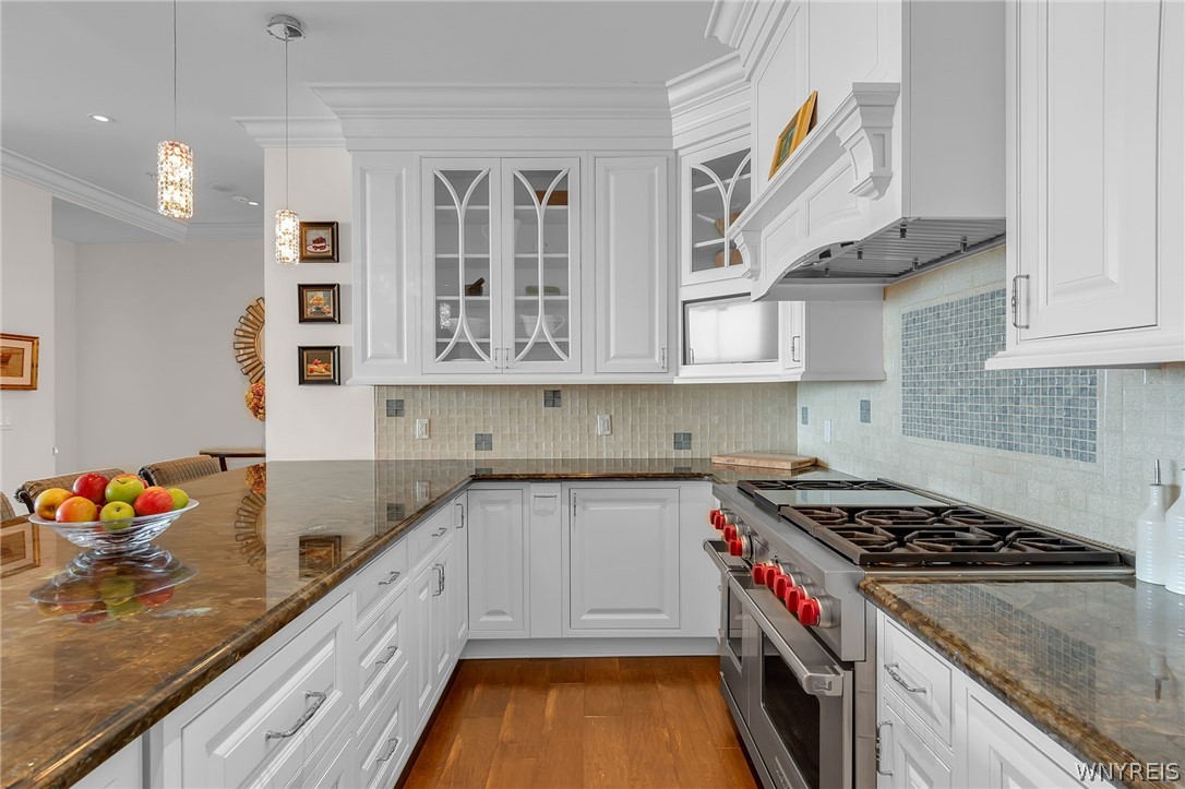 132 Lakefront Boulevard 902