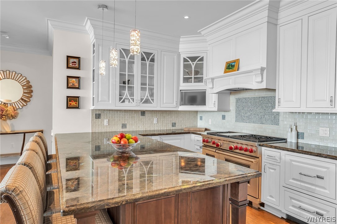 132 Lakefront Boulevard 902