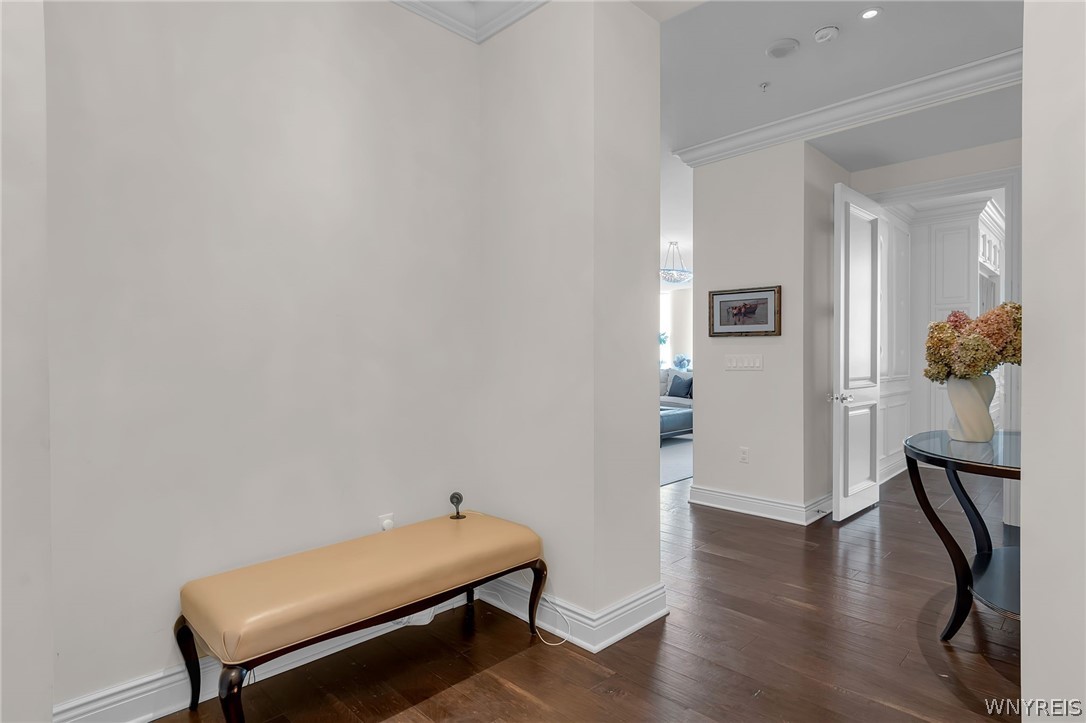 132 Lakefront Boulevard 902