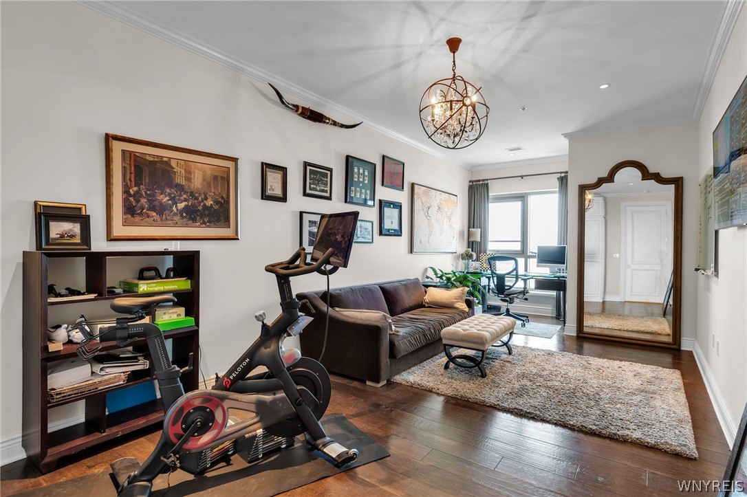 132 Lakefront Boulevard 902