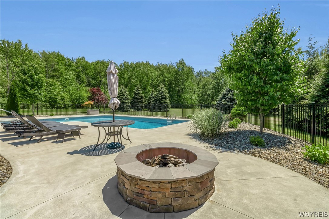 6155 Salt Road