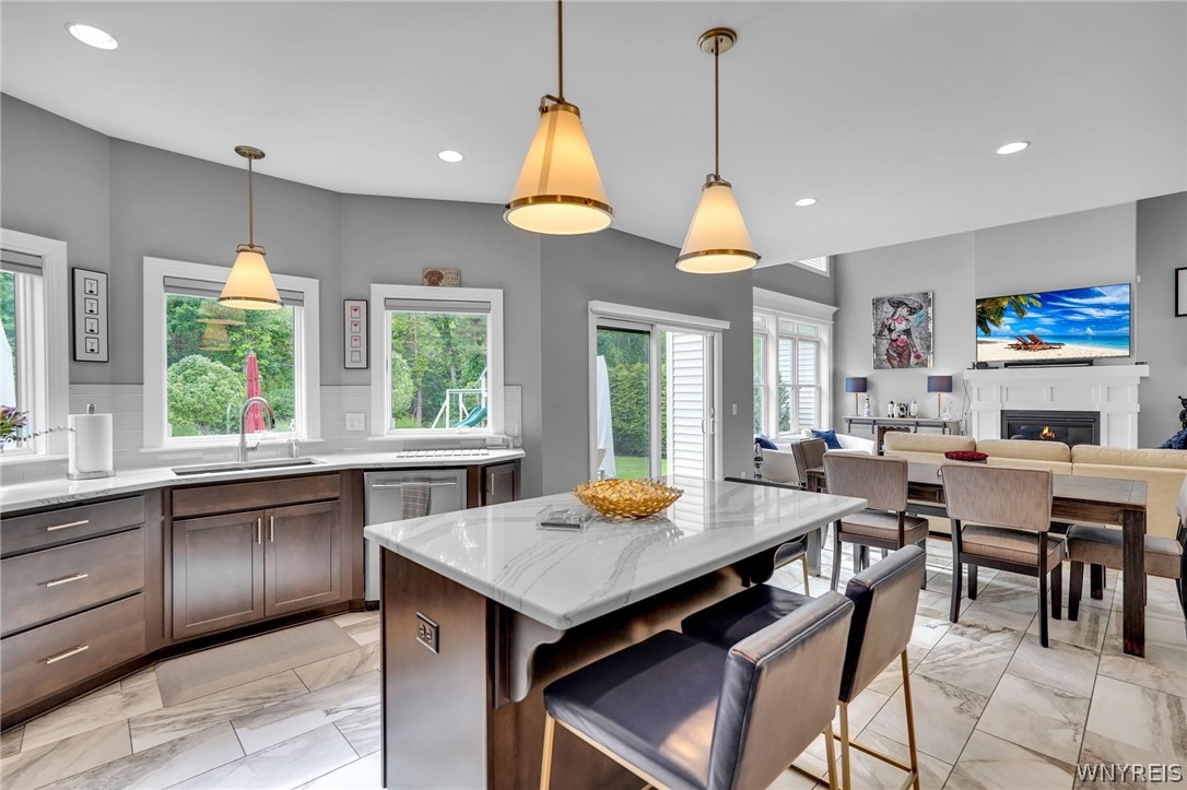 34 Avalon Meadows Lane