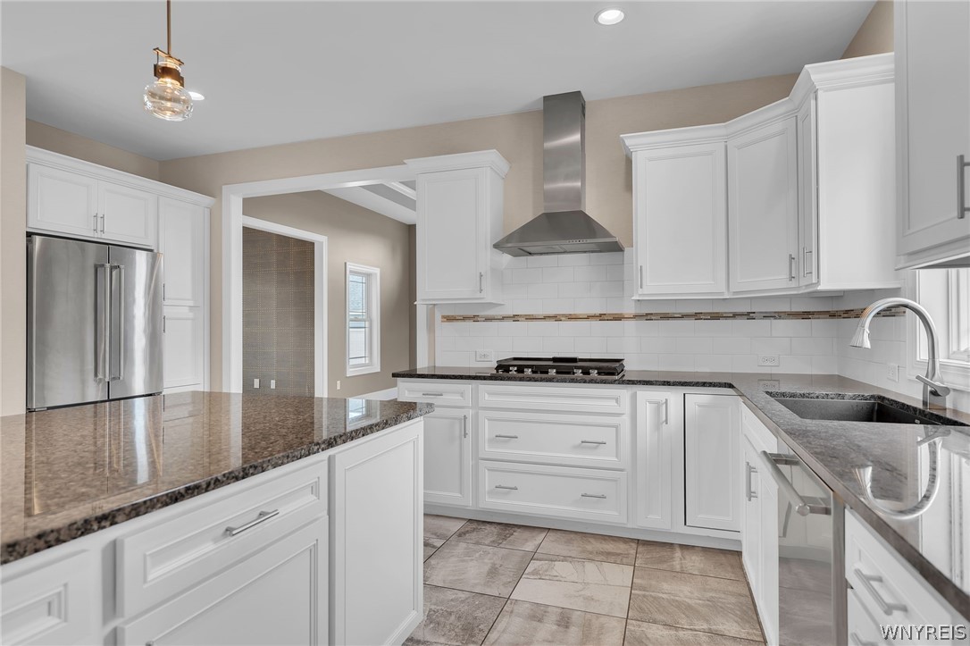 6021 Wexford Manor