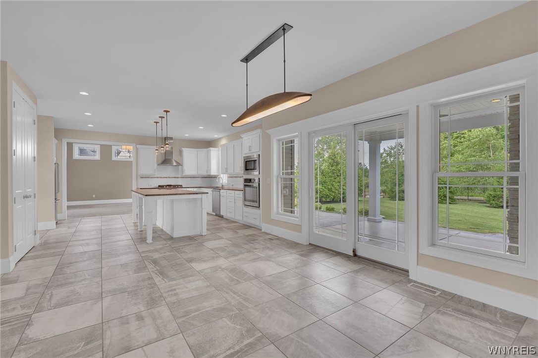 6021 Wexford Manor