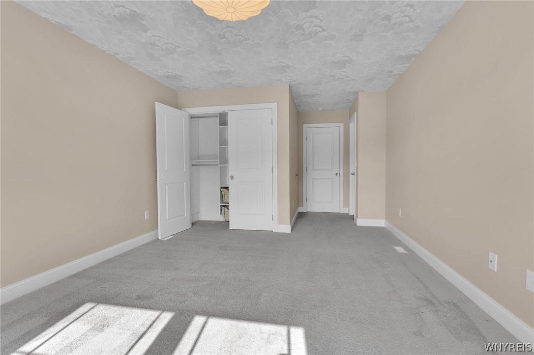 6021 Wexford Manor