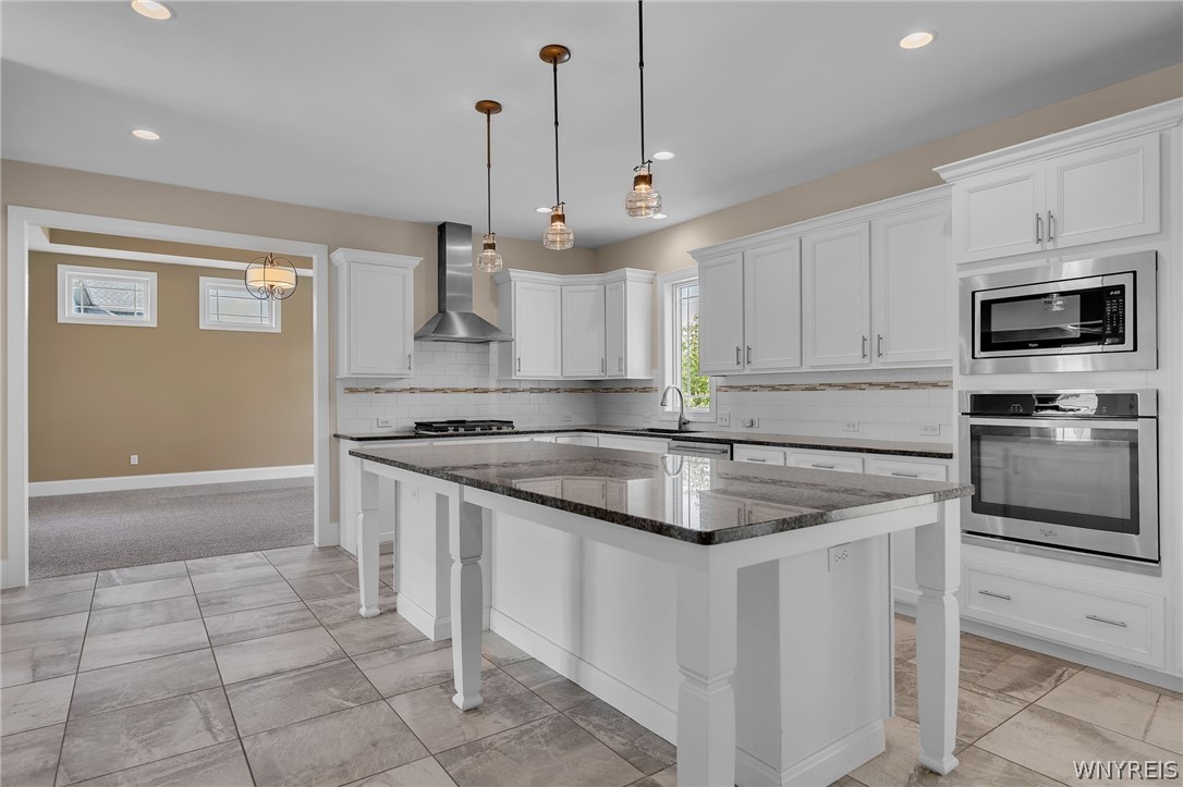 6021 Wexford Manor