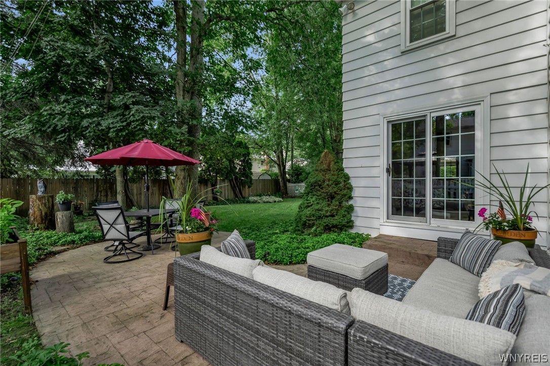 37 Pin Oak Drive