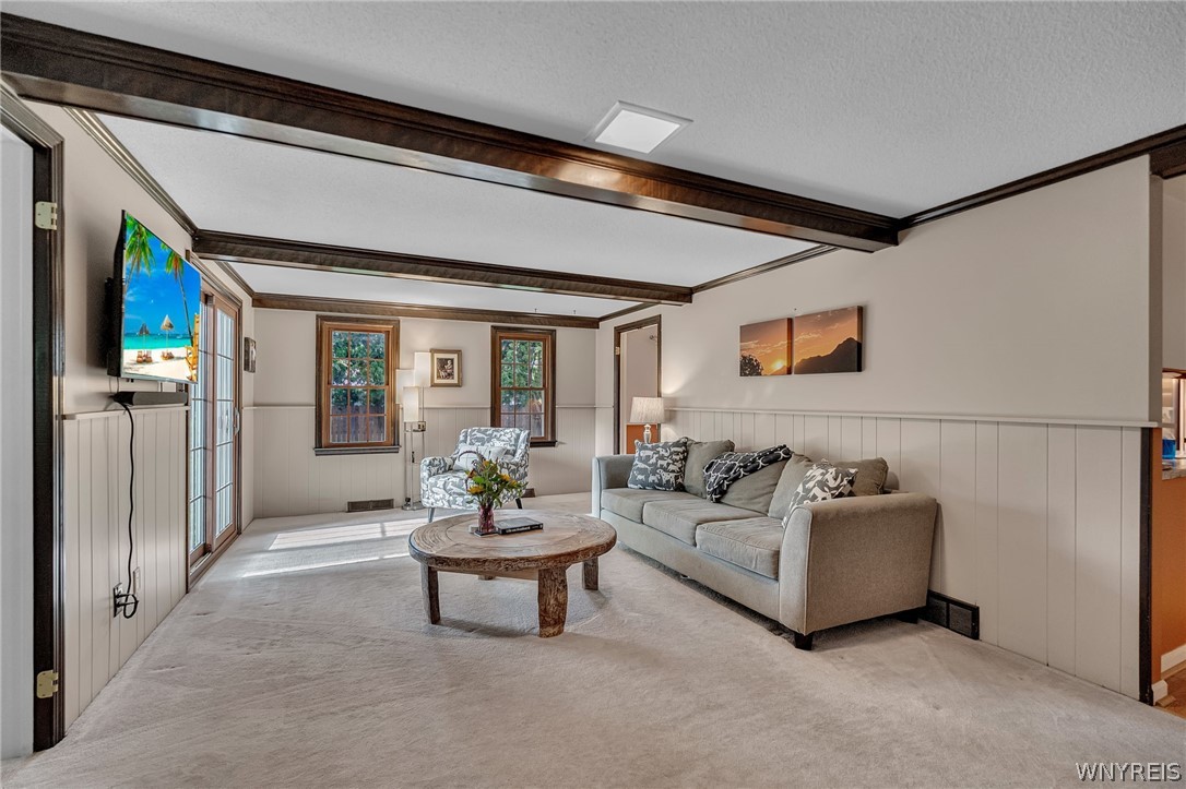 37 Pin Oak Drive