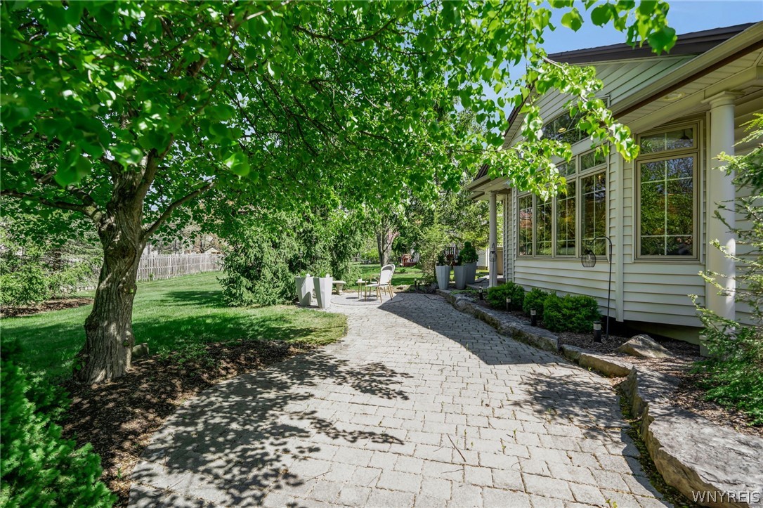 18 Blue Heron Court
