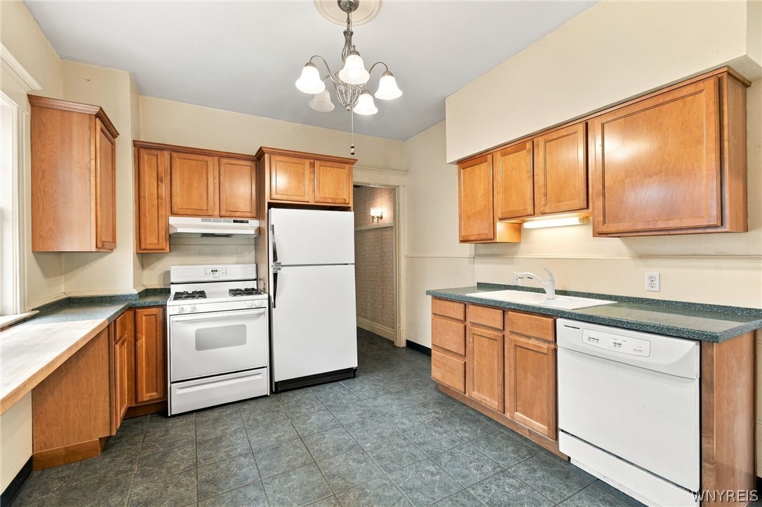 8 Berkley Place
