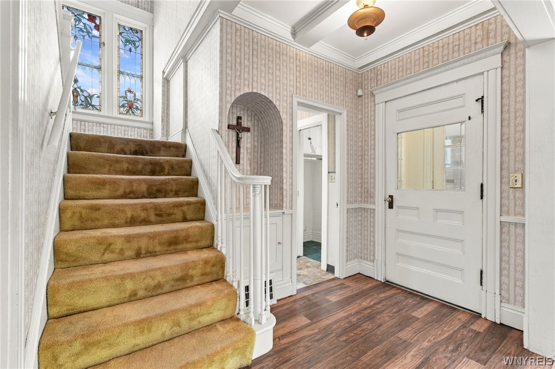 8 Berkley Place
