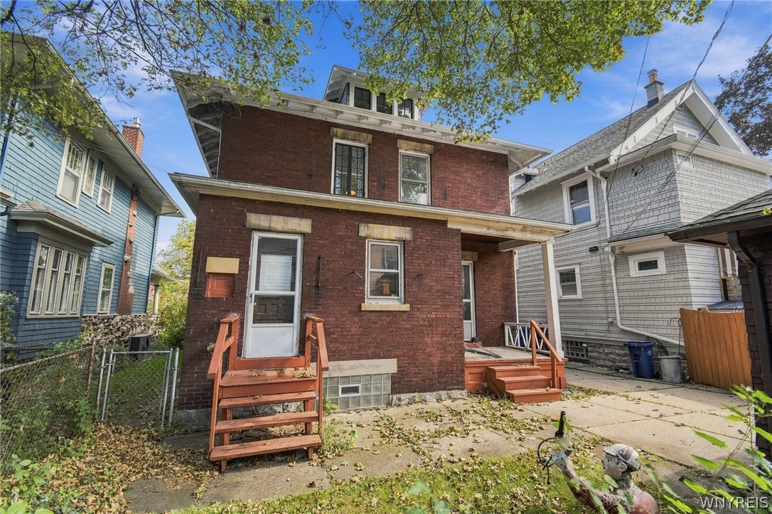 8 Berkley Place