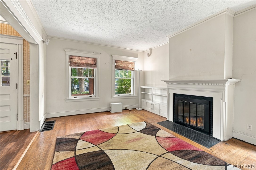 8 Berkley Place