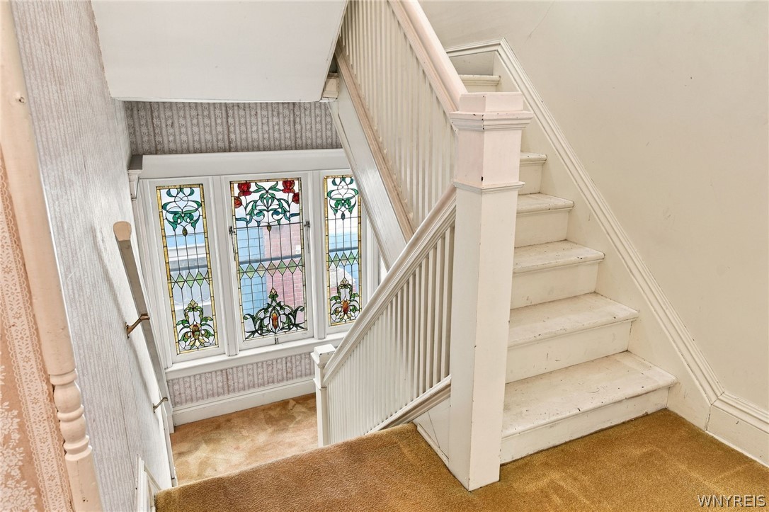8 Berkley Place