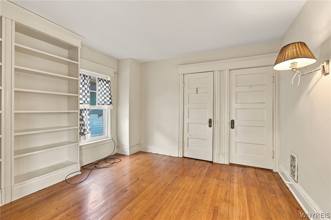 8 Berkley Place