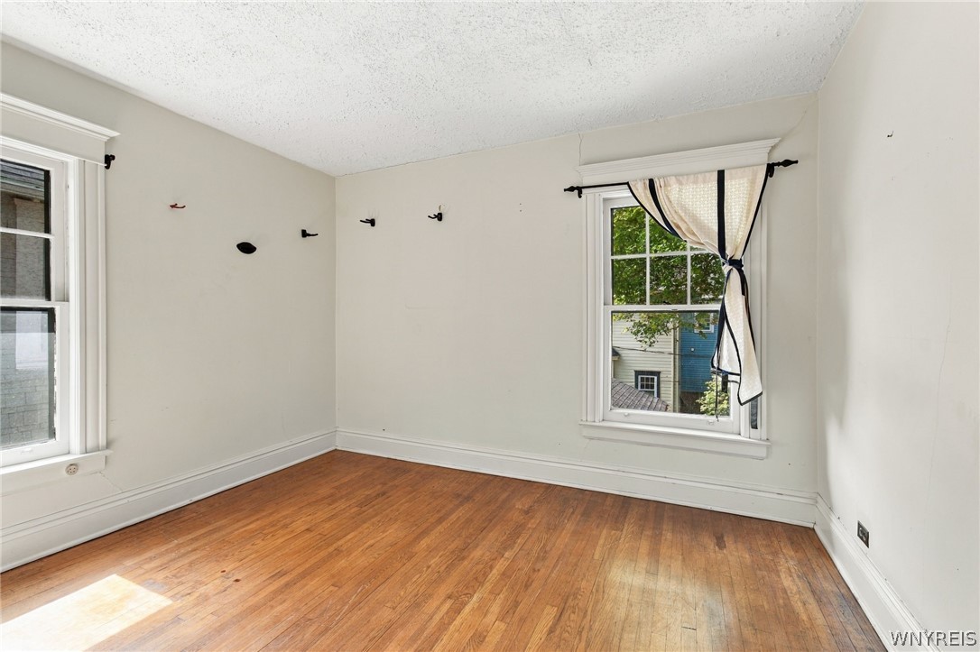 8 Berkley Place