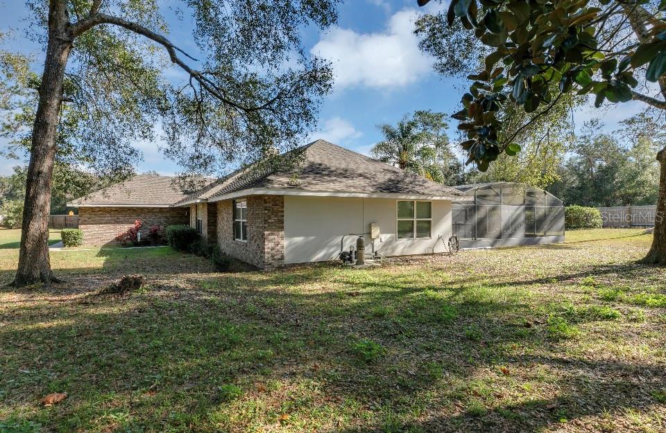 904 W BLUE SPRINGS AVE