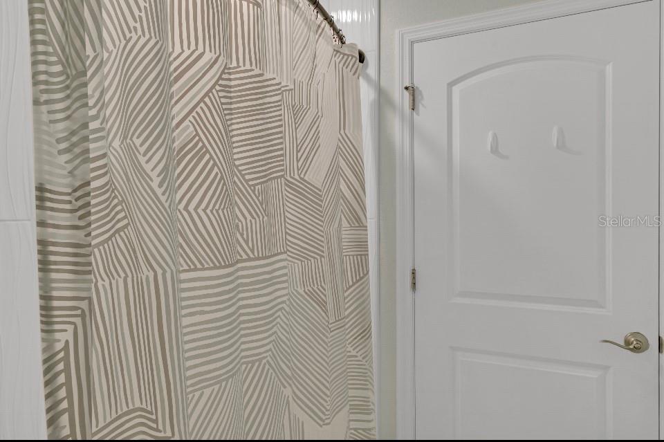 904 W BLUE SPRINGS AVE