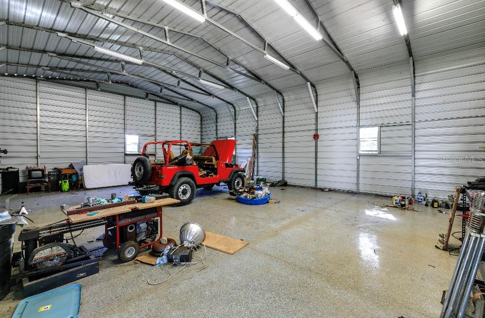 904 W BLUE SPRINGS AVE