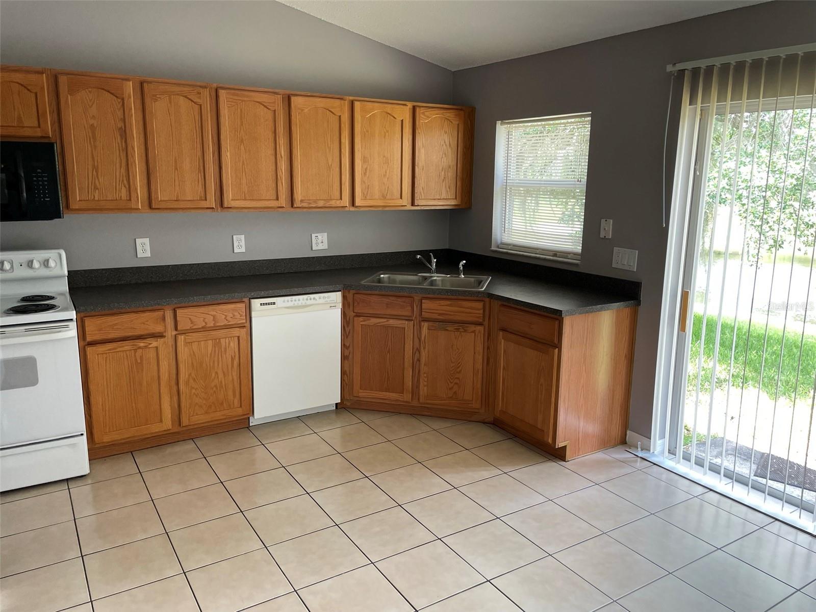 308 COVENTRY ESTATES BLVD