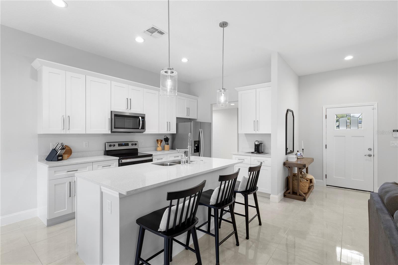 2849 WINDSOR HEIGHTS ST