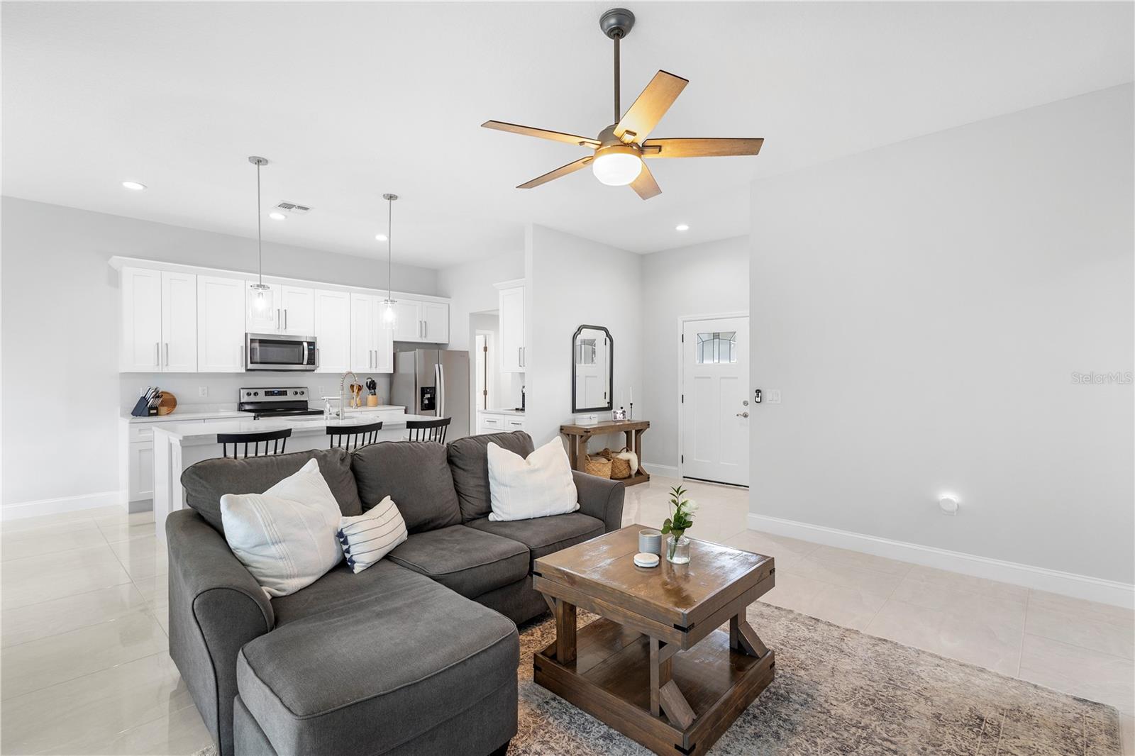 2849 WINDSOR HEIGHTS ST