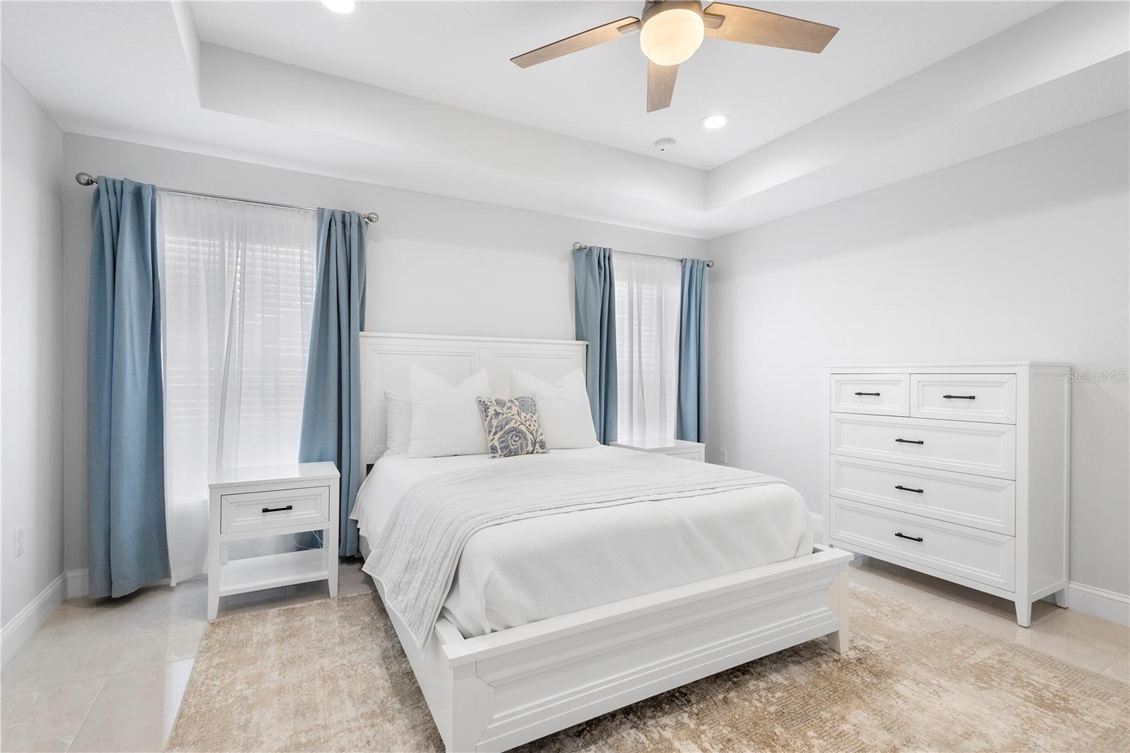 2849 WINDSOR HEIGHTS ST