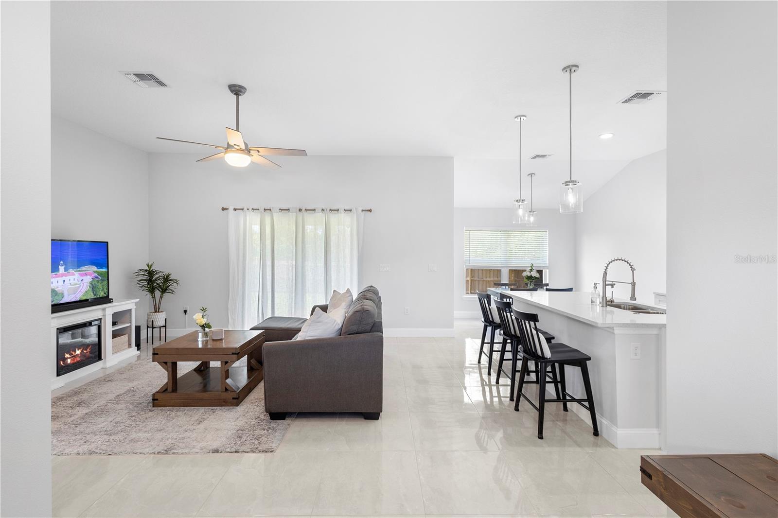 2849 WINDSOR HEIGHTS ST