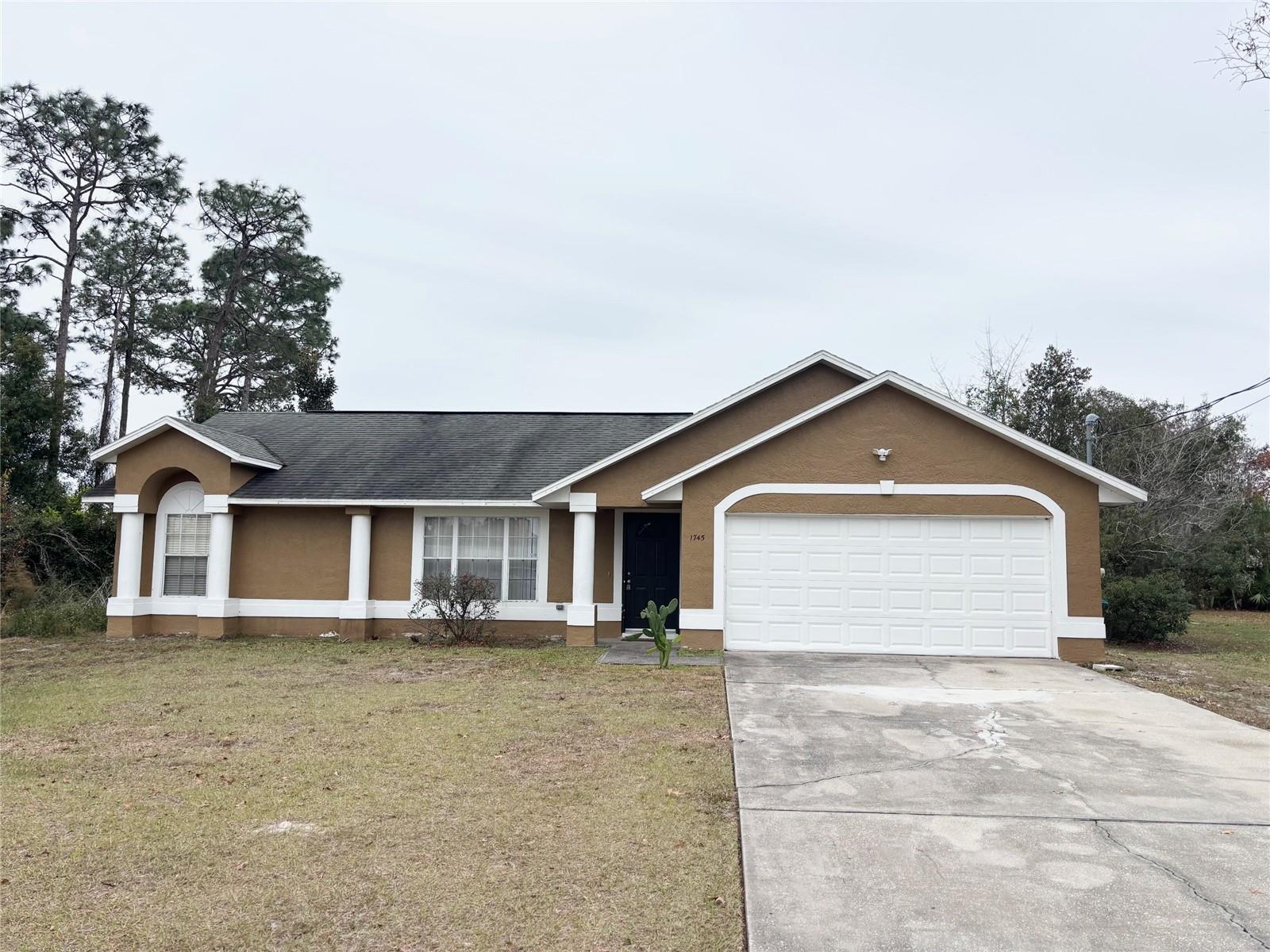 1745 GATEWOOD DR