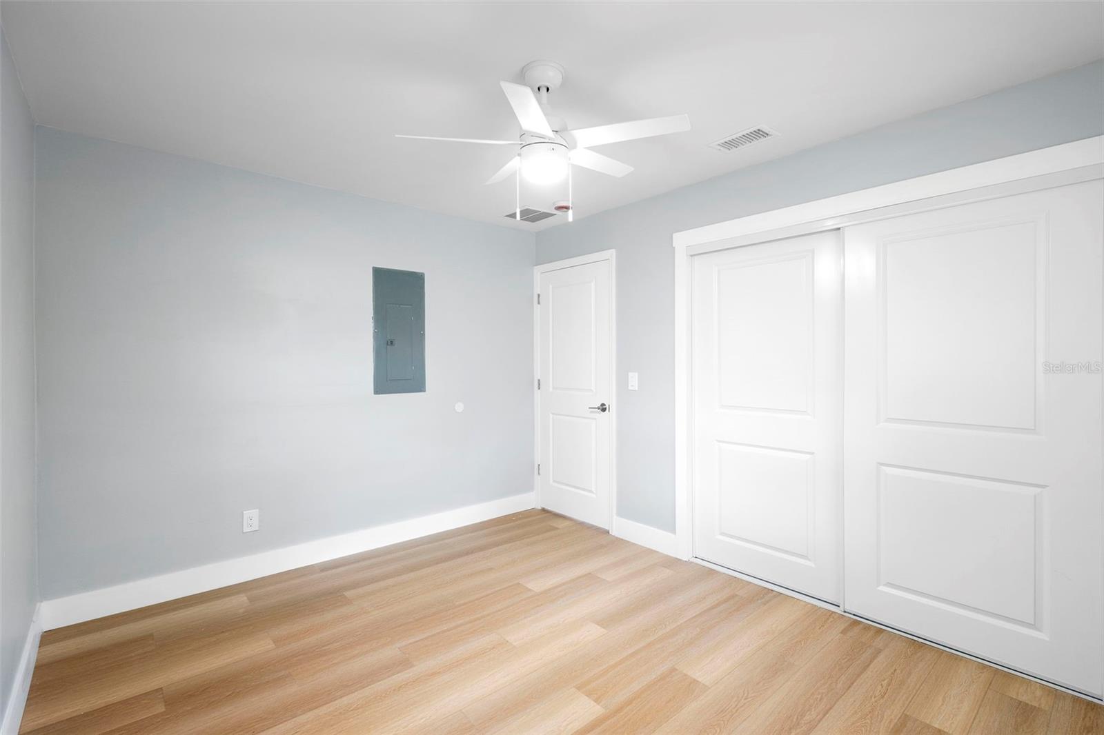 51 VOLUSIA DR