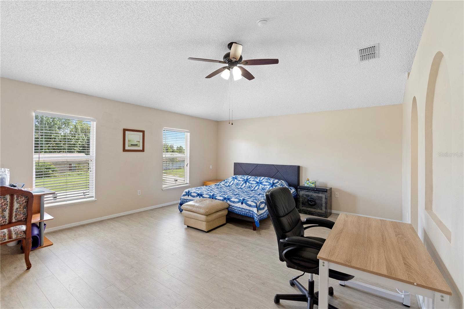 1287 VOYAGER ST