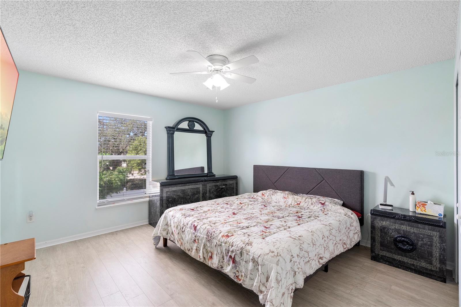 1287 VOYAGER ST