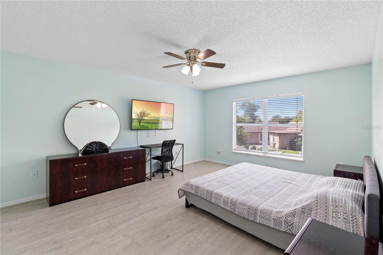 1287 VOYAGER ST