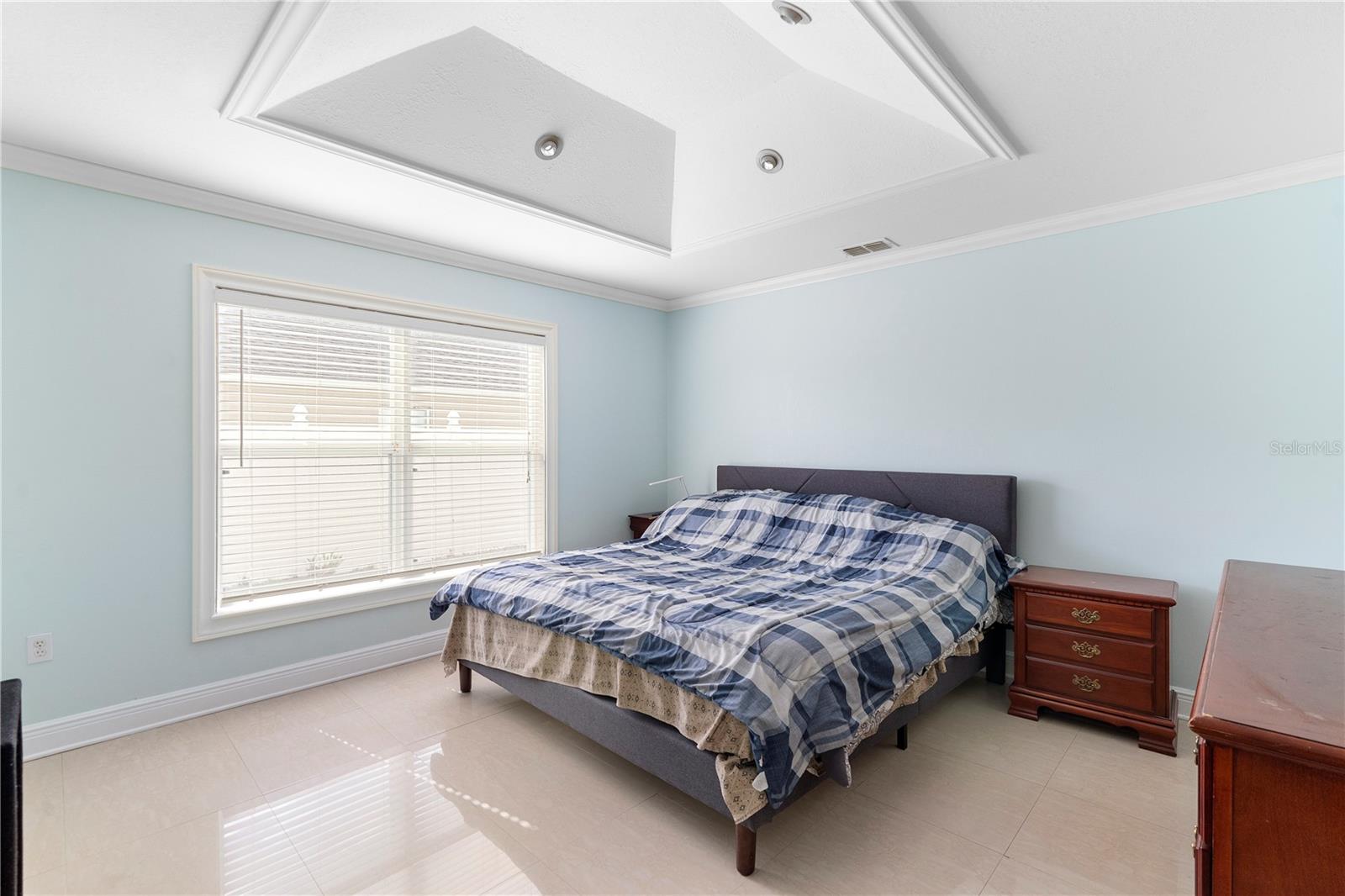 1287 VOYAGER ST