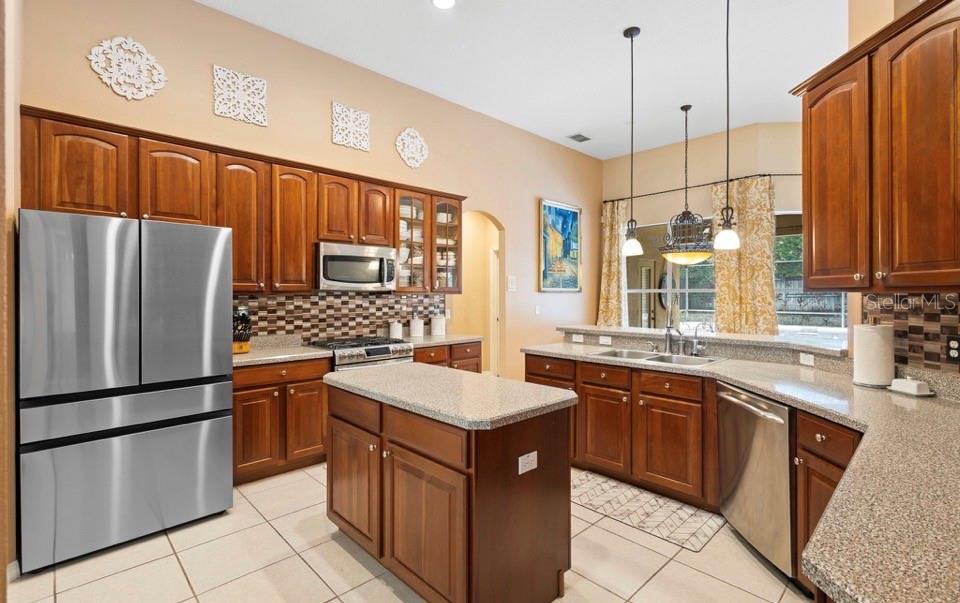 281 MEADOW BEAUTY TER