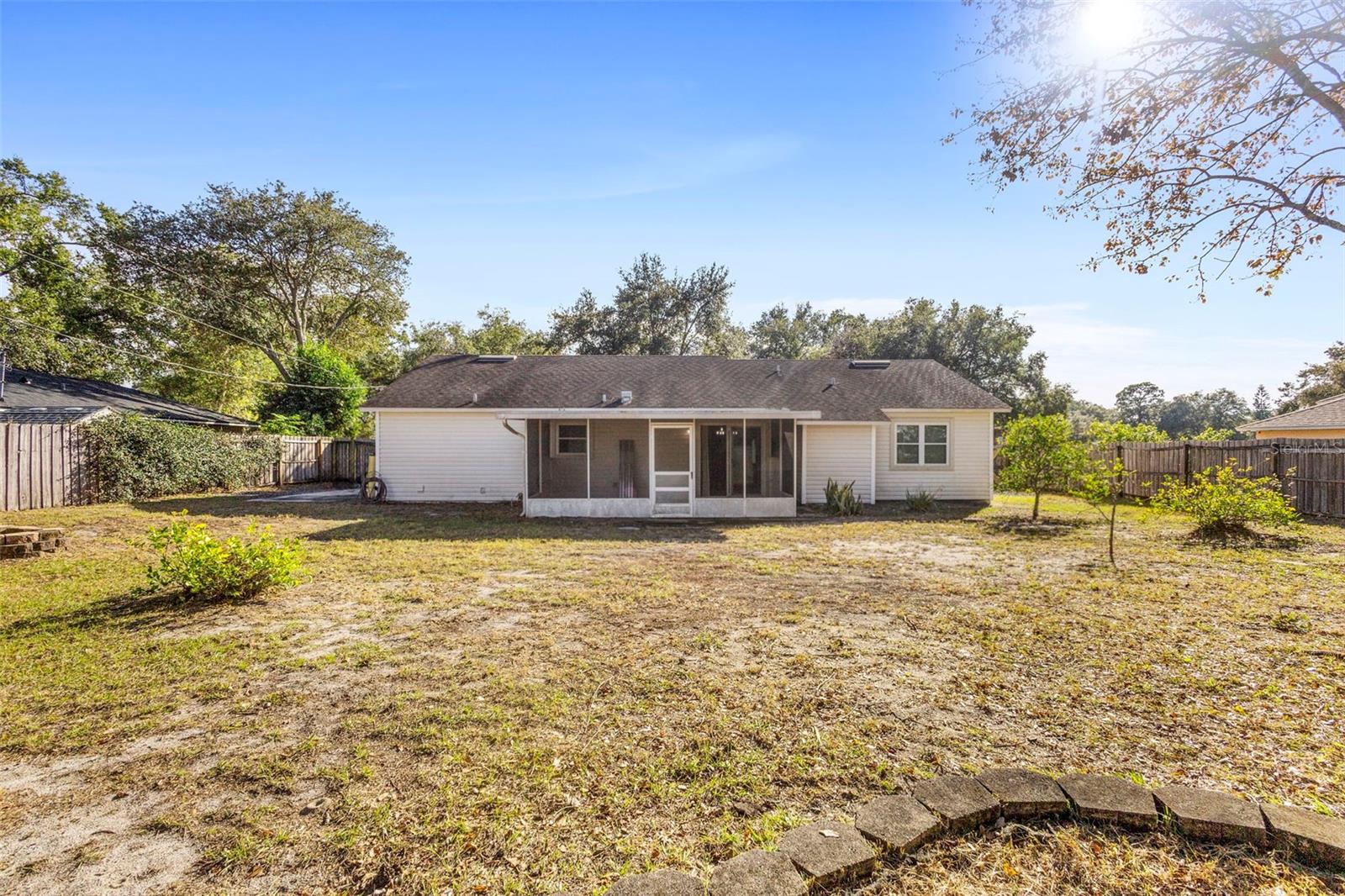 3560 APPLE ORCHARD DR