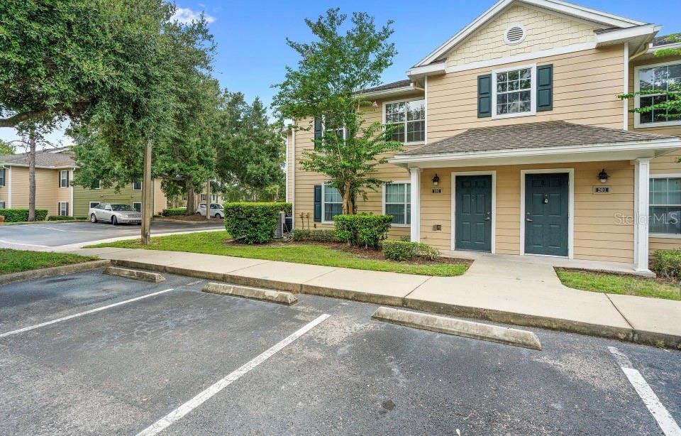 910 REGATTA BAY DR #5-201
