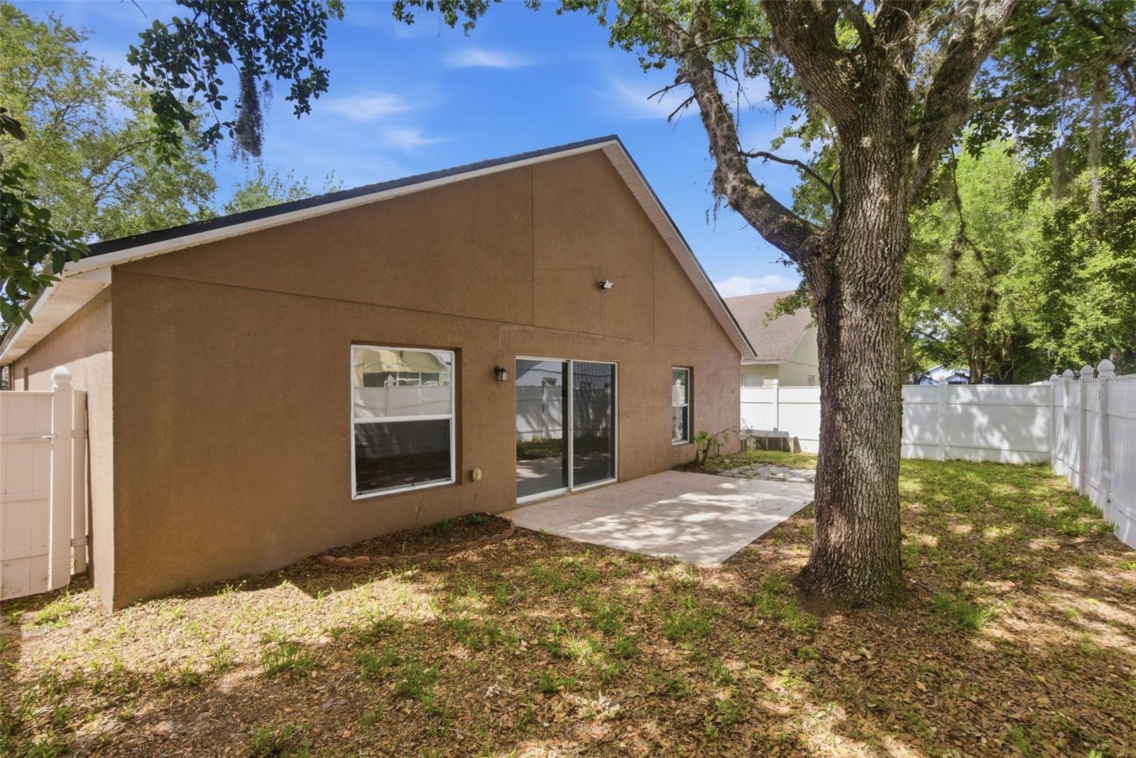 553 MAIDENHAIR CT