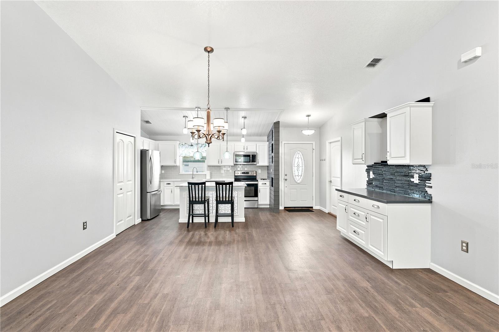 36 ROYAL PALM LN