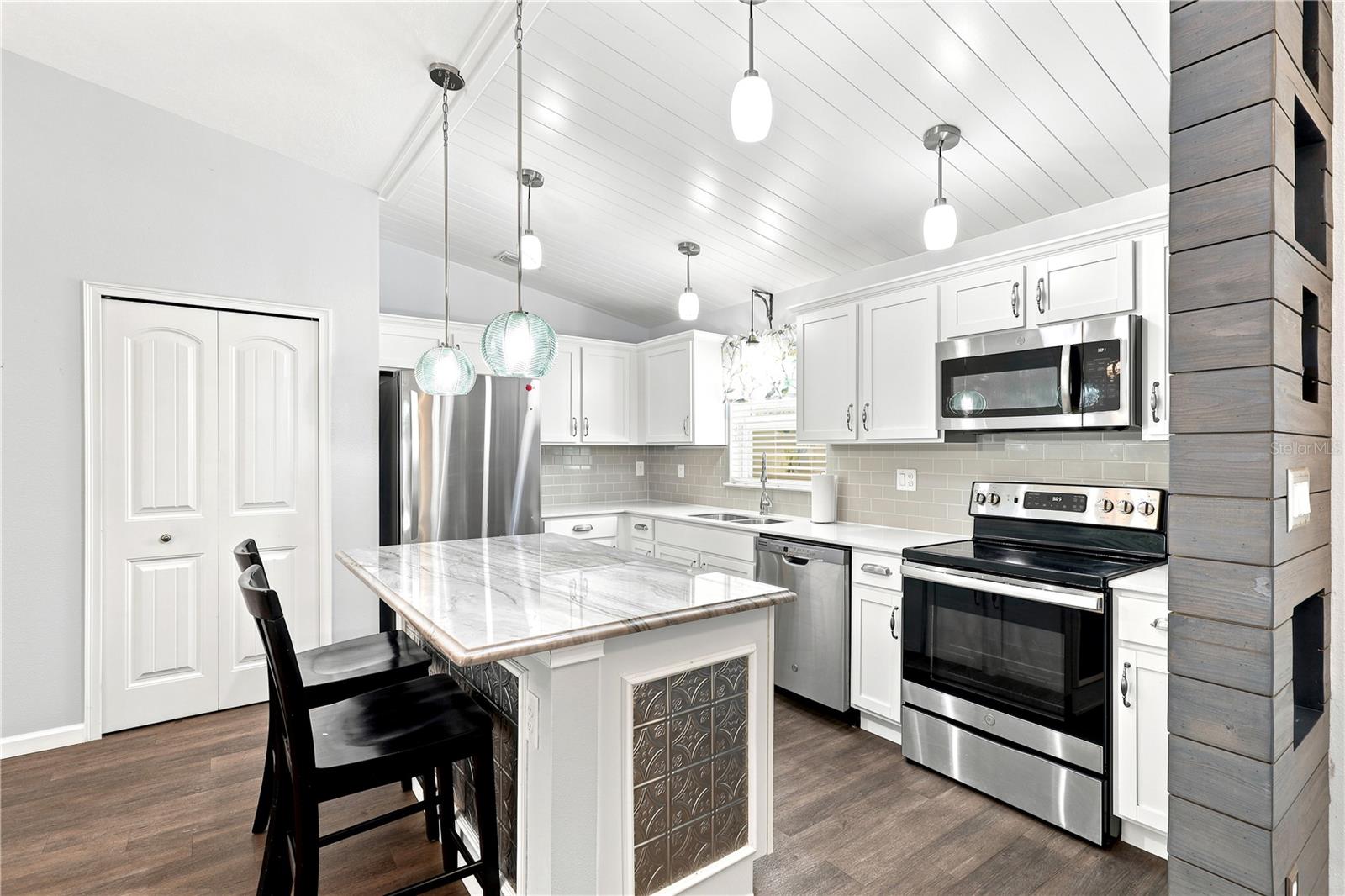 36 ROYAL PALM LN
