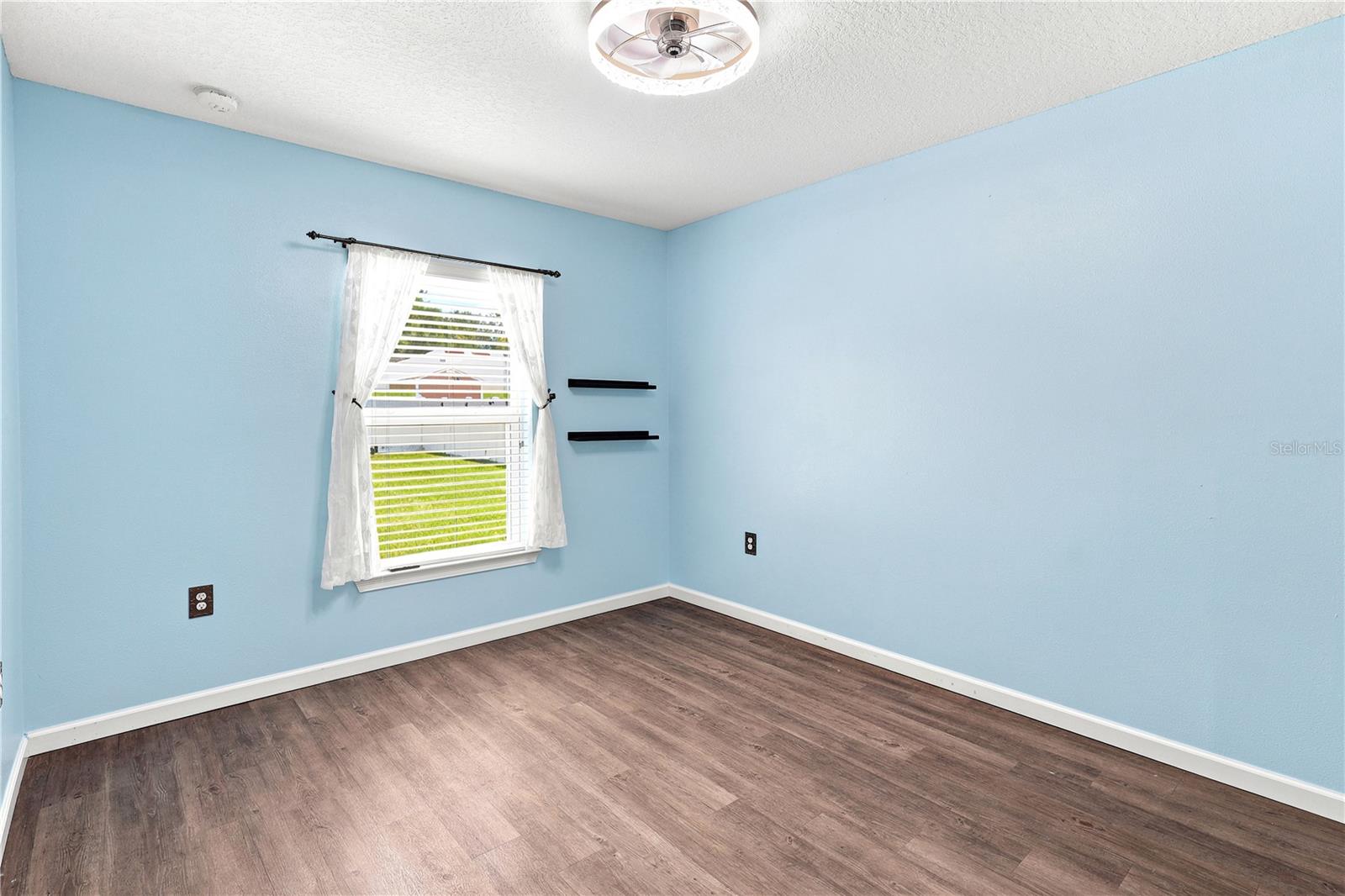 36 ROYAL PALM LN