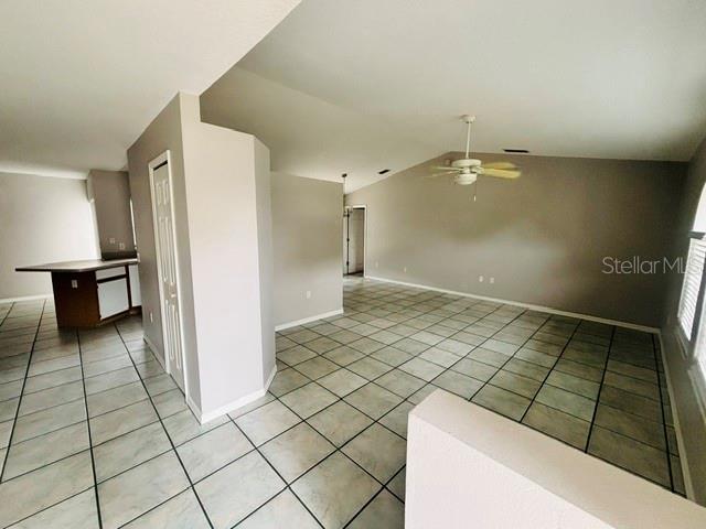 2830 ASCOT LN