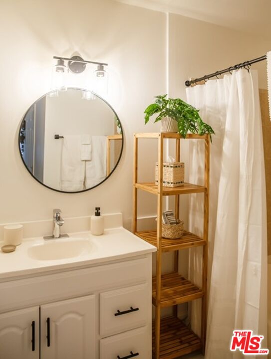 6479 Kanan Dume Rd Unit: 24