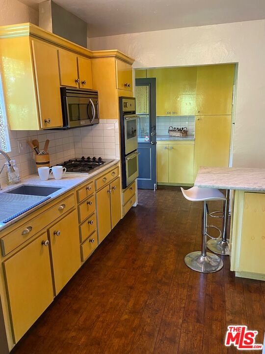 2506 28th St
