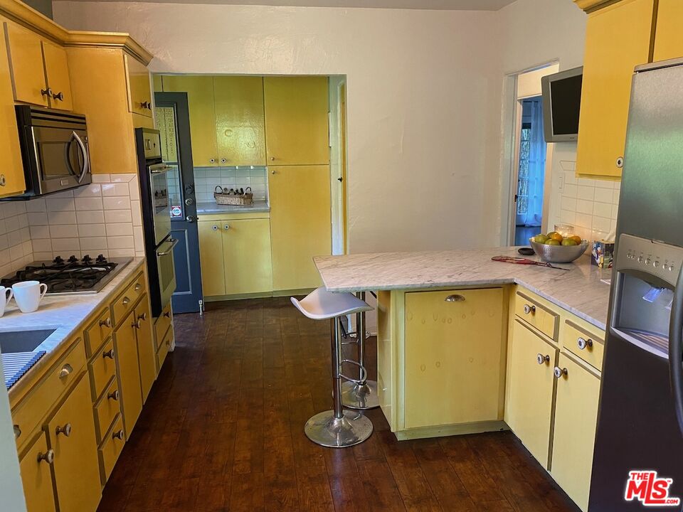 2506 28th St