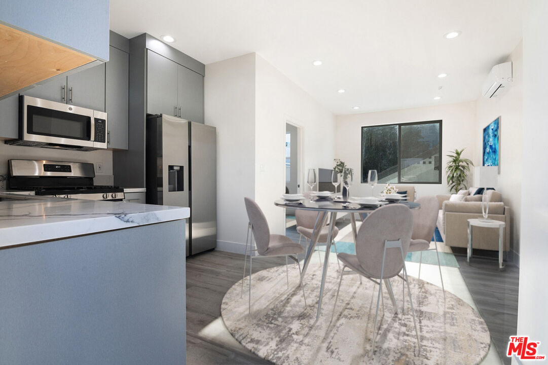 1327 23rd St Unit: B2