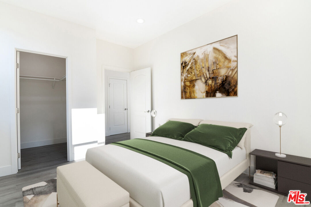 1327 23rd St Unit: B2