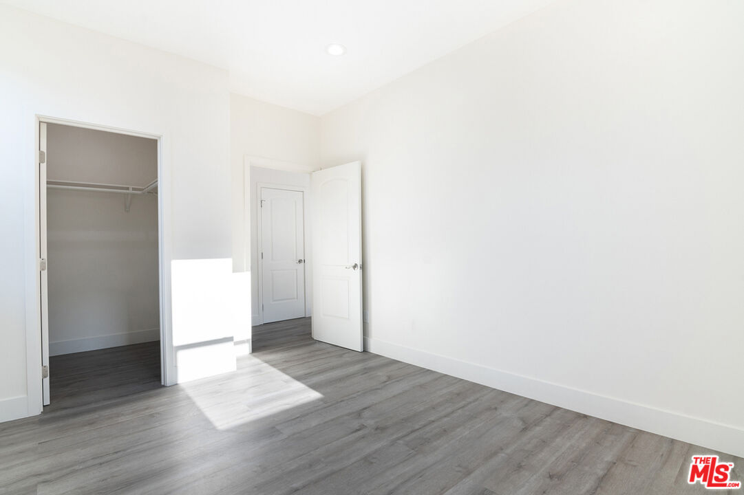 1327 23rd St Unit: B2